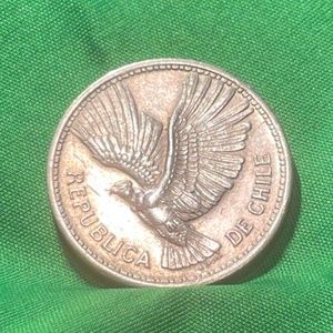 Chile 10 Pesos Un Condor 1957 -Ma Condor In Flight Well Defined Design-Brilliant